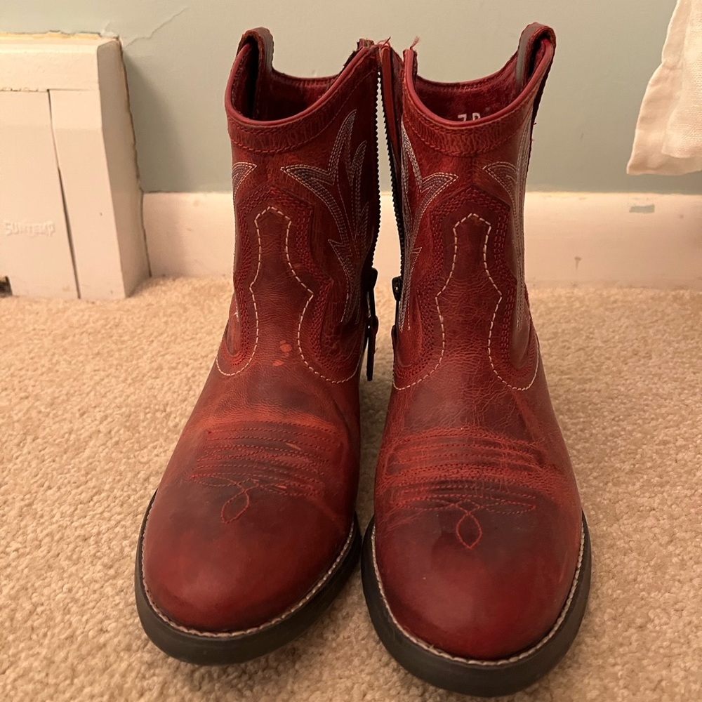 Never-before-worn Red Ariat Short Boots